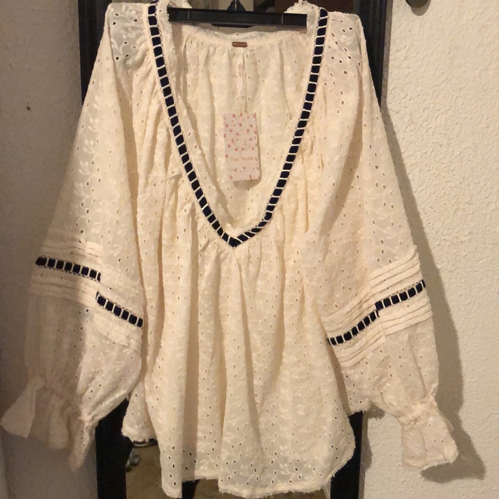 NWT Free People Darcy Eyelet Blouse - Picture 3 of 13